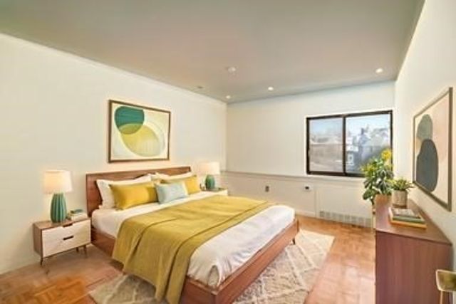 300 Lynn Shore Dr 410, Lynn, MA 01902