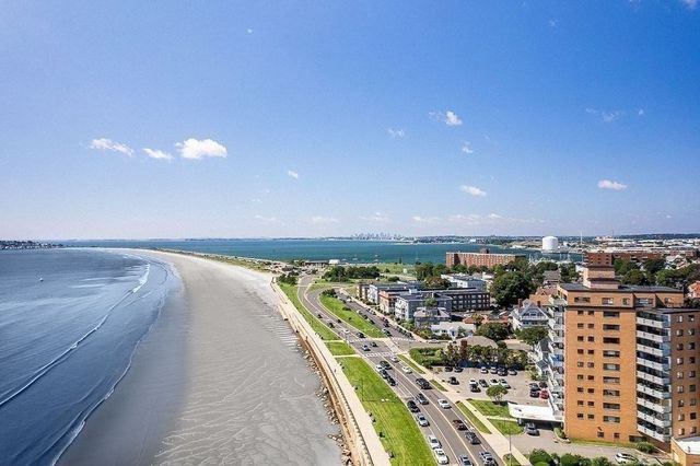 300 Lynn Shore Dr 410, Lynn, MA 01902