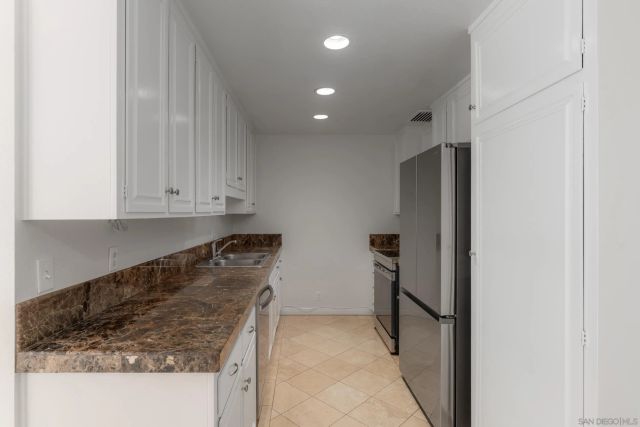 7811 Eads Avenue 206, La Jolla, CA 92037