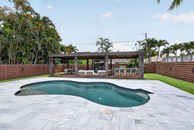 545 NE 9th Ave, Fort Lauderdale, FL 33301