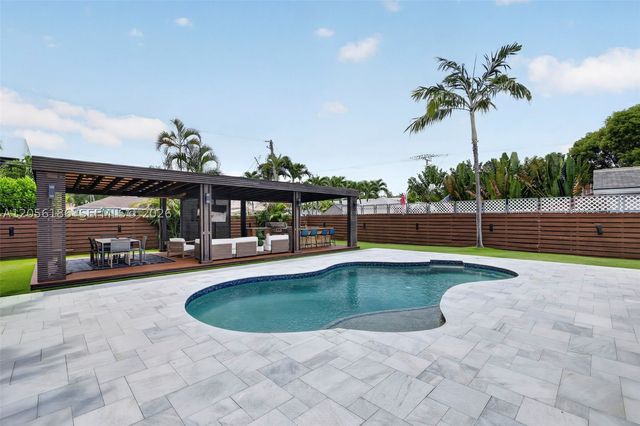 545 NE 9th Ave, Fort Lauderdale, FL 33301