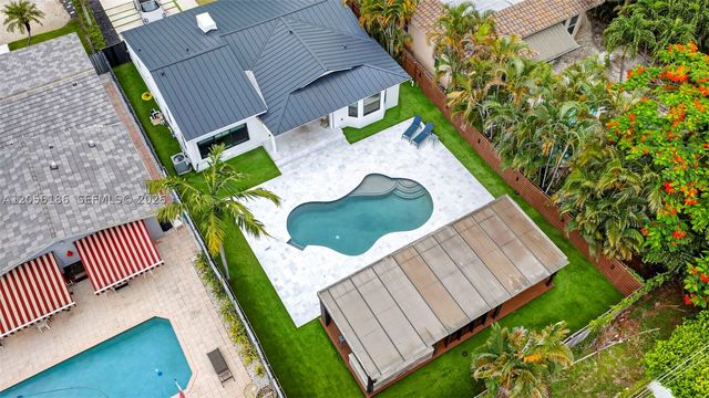 545 NE 9th Ave, Fort Lauderdale, FL 33301