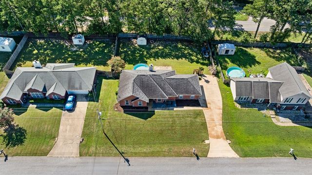 31 Clayton Court, Phenix City, AL 36869