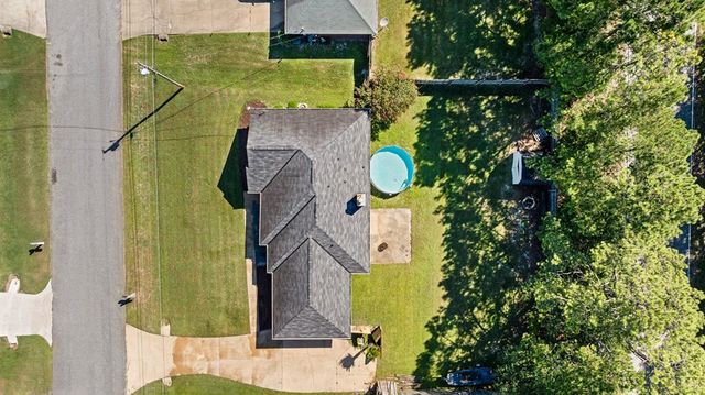 31 Clayton Court, Phenix City, AL 36869