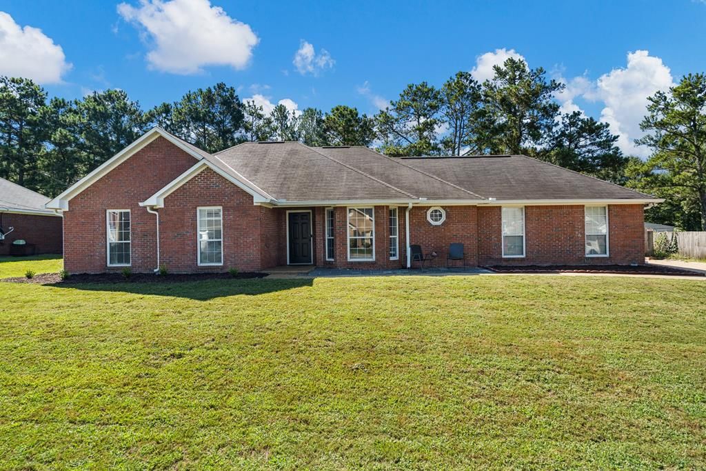 31 Clayton Court, Phenix City, AL 36869