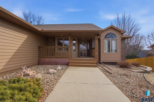 4108 S Bond Ave Avenue, Sioux Falls, SD 57103