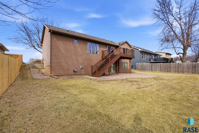 4108 S Bond Ave Avenue, Sioux Falls, SD 57103