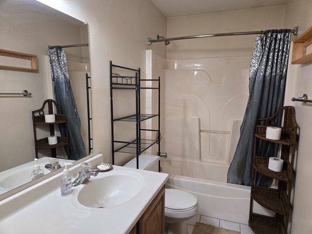 3117 Carpenter Street, Steger, IL 60475