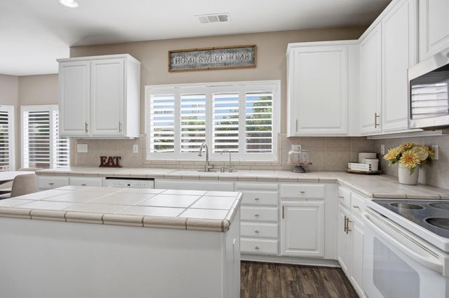 3705 Amestoy Ct, Modesto, CA 95355