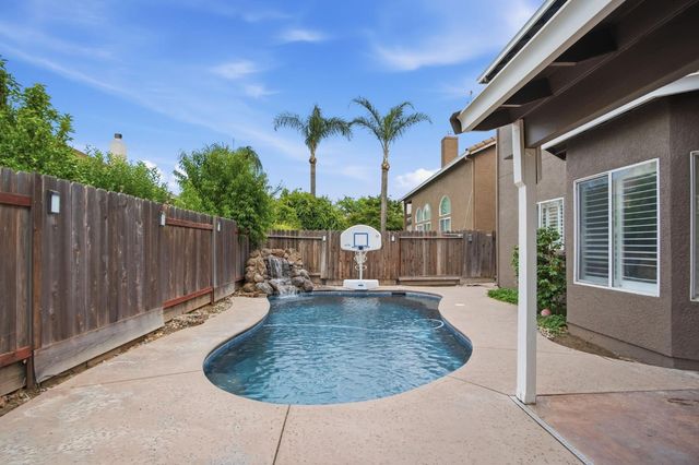 3705 Amestoy Ct, Modesto, CA 95355