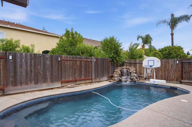 3705 Amestoy Ct, Modesto, CA 95355