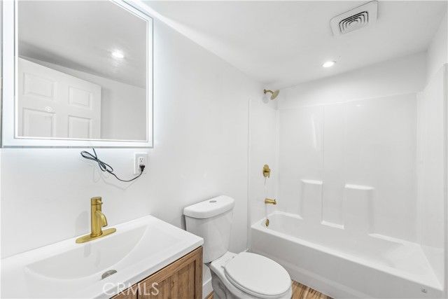 14840 Polk Street, Sylmar (los Angeles), CA 91342