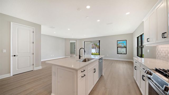 8071 ANTHIRIUM LOOP, Sarasota, FL 34240