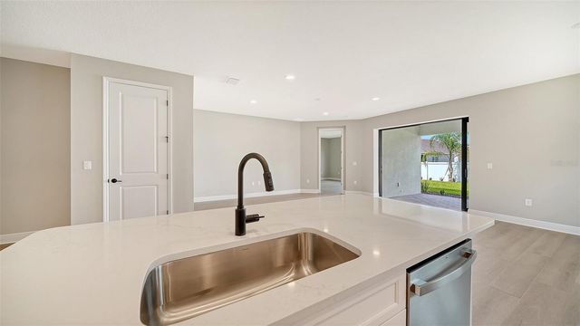 8071 ANTHIRIUM LOOP, Sarasota, FL 34240