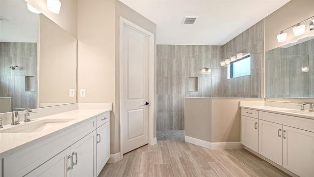 8071 ANTHIRIUM LOOP, Sarasota, FL 34240