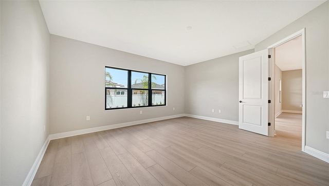 8071 ANTHIRIUM LOOP, Sarasota, FL 34240
