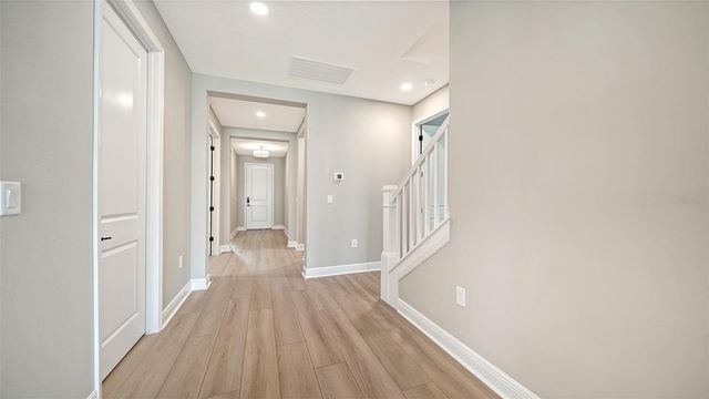 8071 ANTHIRIUM LOOP, Sarasota, FL 34240