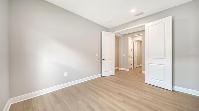 8071 ANTHIRIUM LOOP, Sarasota, FL 34240