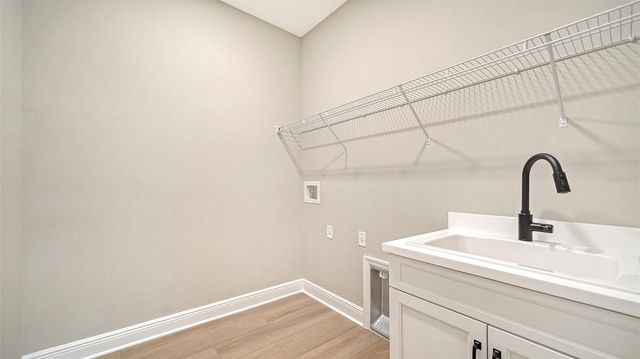 8071 ANTHIRIUM LOOP, Sarasota, FL 34240