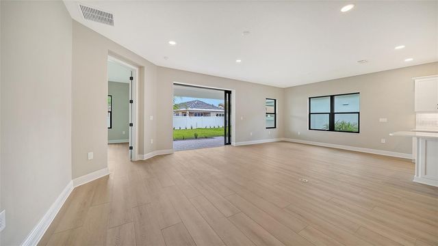 8071 ANTHIRIUM LOOP, Sarasota, FL 34240