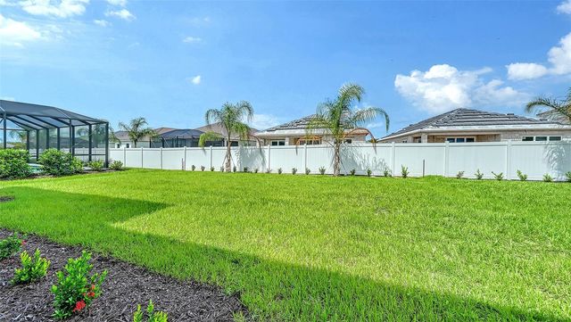 8071 ANTHIRIUM LOOP, Sarasota, FL 34240