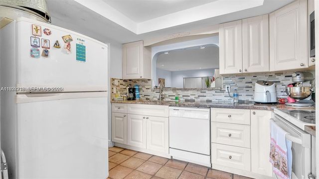 14873 Cumberland Drive 2040, Delray Beach, FL 33446