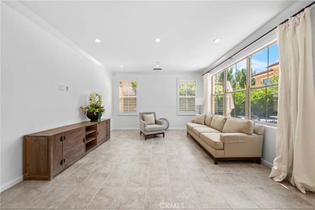 180 Frontier, Irvine, CA 92620