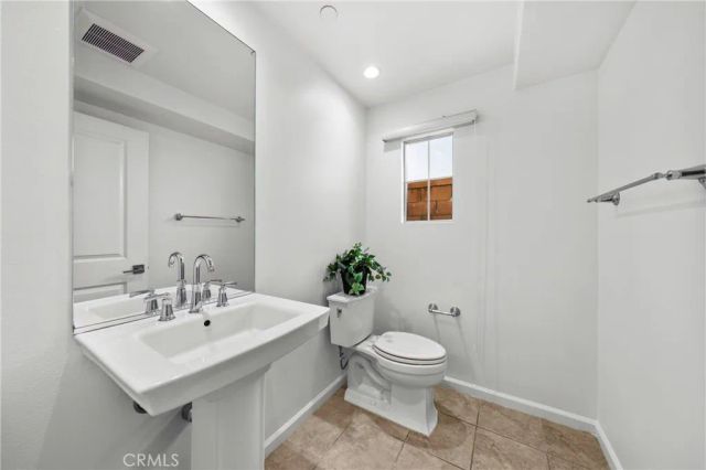 180 Frontier, Irvine, CA 92620