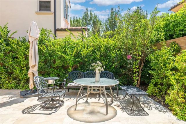 180 Frontier, Irvine, CA 92620