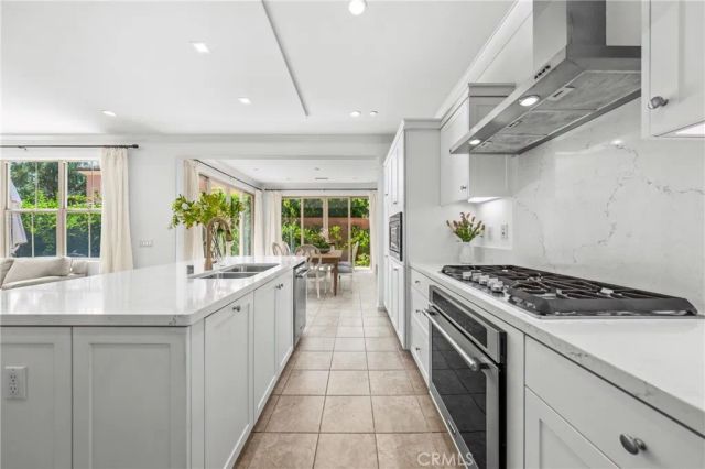 180 Frontier, Irvine, CA 92620