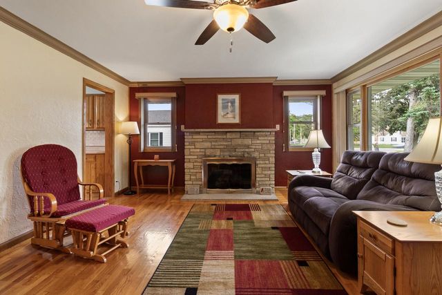 2321 Johnson STREET, La Crosse, WI 54601
