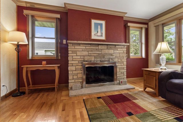 2321 Johnson STREET, La Crosse, WI 54601