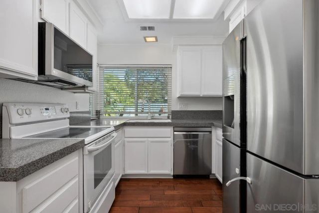 10927 Matinal Cir, San Diego, CA 92127