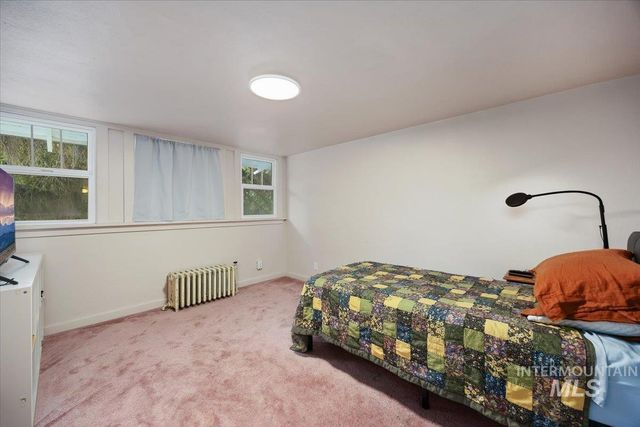 416 E Ave A, Jerome, ID 83338