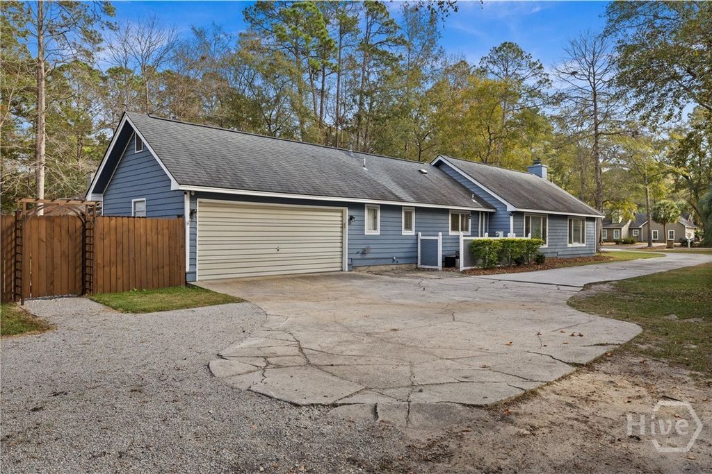 Image 53 of property listing at 129 Palmetto Drive, Rincon, GA 31326