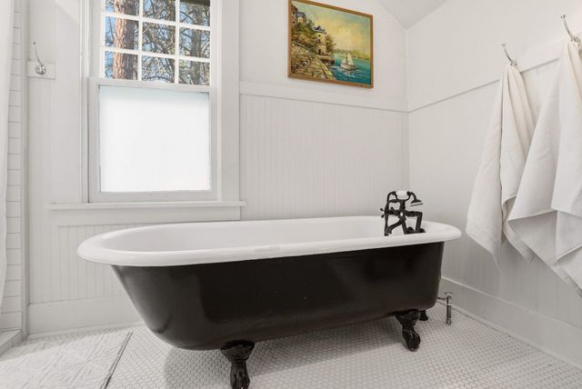 943 E 16th Ave, Spokane, WA 99203