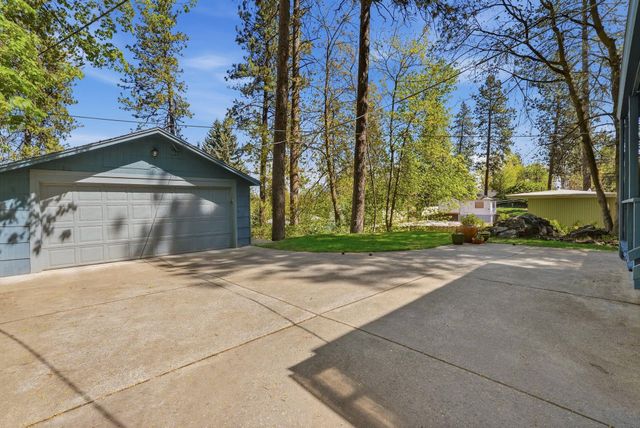 943 E 16th Ave, Spokane, WA 99203