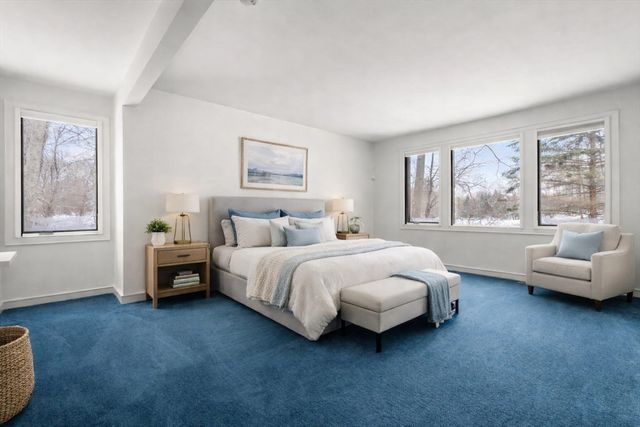 16 Livermore Lane 16, Weston, MA 02493