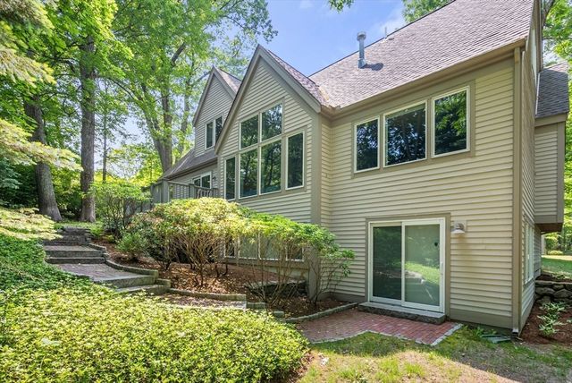 16 Livermore Lane 16, Weston, MA 02493