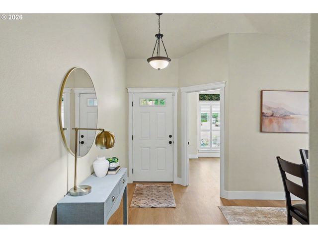 2545 EQUESTRIAN Loop S, Salem, OR 97302