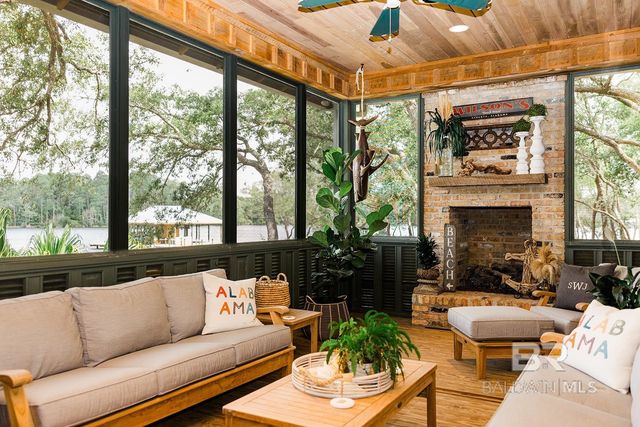 8401 Osprey Drive, Elberta, AL 36530