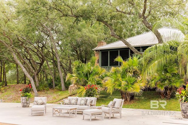 8401 Osprey Drive, Elberta, AL 36530