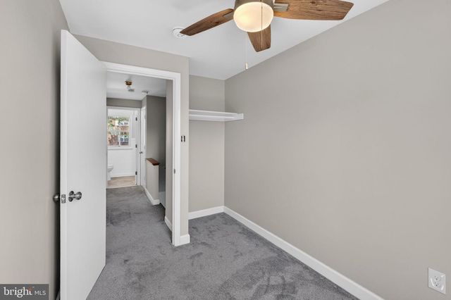 647 CHARRAWAY RD, Baltimore, MD 21229