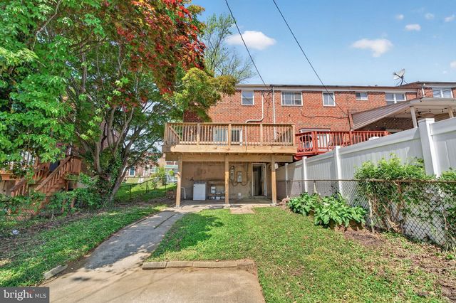 647 CHARRAWAY RD, Baltimore, MD 21229