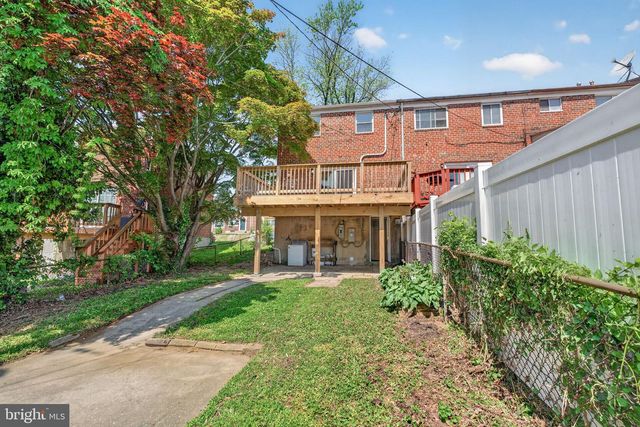 647 CHARRAWAY RD, Baltimore, MD 21229