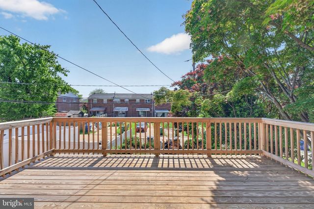 647 CHARRAWAY RD, Baltimore, MD 21229