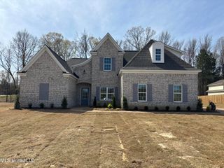 939 Buttermilk Drive, Nesbit, MS 38651