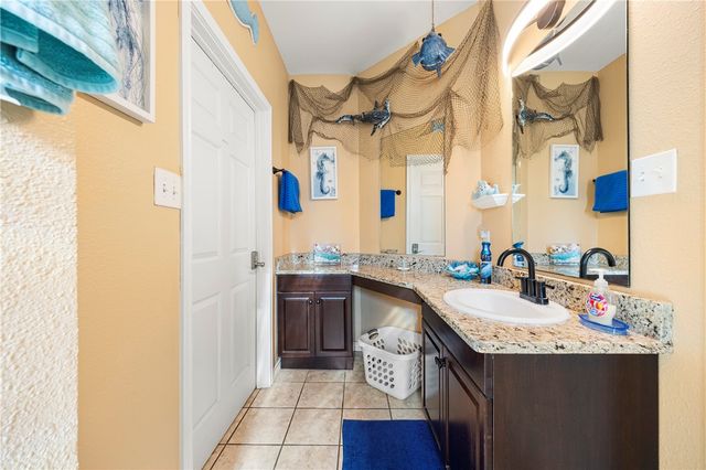 112 Tropical Breeze, Aransas Pass, TX 78336