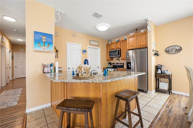 112 Tropical Breeze, Aransas Pass, TX 78336