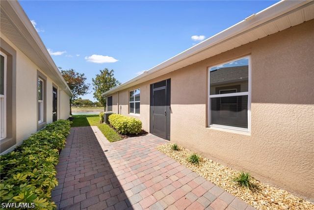 20099 Fiddlewood AVE, North Fort Myers, FL 33917